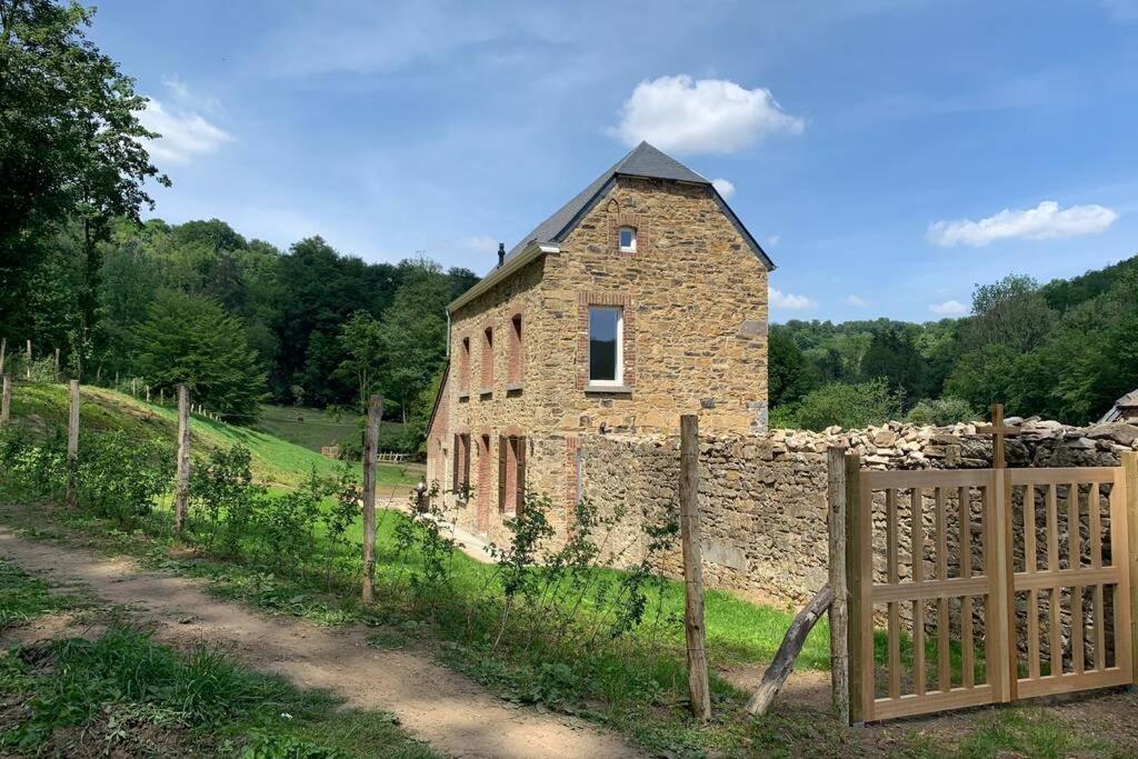 Abbaye Notre-dame Du Vivier - Le Bief Du Vivier Namur